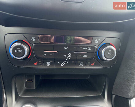 Серый Форд Фокус, объемом двигателя 0 л и пробегом 85 тыс. км за 8899 $, фото 17 на Automoto.ua