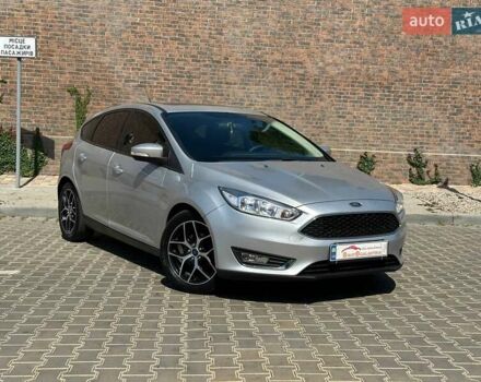 Сірий Форд Фокус, об'ємом двигуна 2 л та пробігом 120 тис. км за 9999 $, фото 4 на Automoto.ua