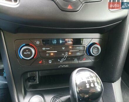 Сірий Форд Фокус, об'ємом двигуна 1.5 л та пробігом 112 тис. км за 11700 $, фото 31 на Automoto.ua