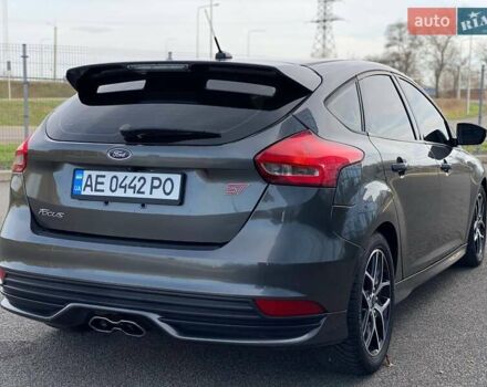 Сірий Форд Фокус, об'ємом двигуна 2 л та пробігом 142 тис. км за 9900 $, фото 8 на Automoto.ua