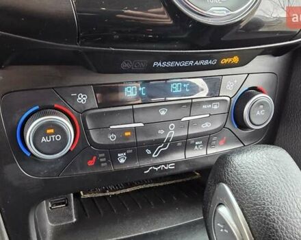 Серый Форд Фокус, объемом двигателя 2 л и пробегом 89 тыс. км за 10999 $, фото 33 на Automoto.ua