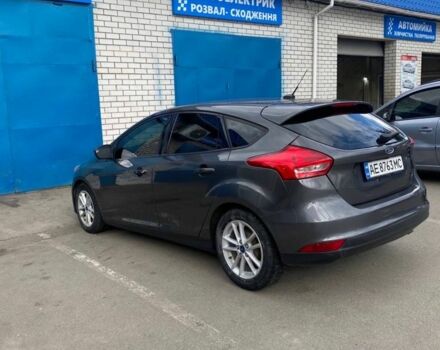 Сірий Форд Фокус, об'ємом двигуна 2 л та пробігом 147 тис. км за 9999 $, фото 1 на Automoto.ua