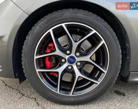 Сірий Форд Фокус, об'ємом двигуна 2 л та пробігом 142 тис. км за 9900 $, фото 12 на Automoto.ua