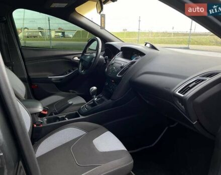 Сірий Форд Фокус, об'ємом двигуна 2 л та пробігом 142 тис. км за 9900 $, фото 19 на Automoto.ua