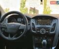 Сірий Форд Фокус, об'ємом двигуна 2 л та пробігом 120 тис. км за 9999 $, фото 15 на Automoto.ua