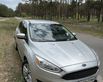 Сірий Форд Фокус, об'ємом двигуна 2 л та пробігом 121 тис. км за 8800 $, фото 3 на Automoto.ua