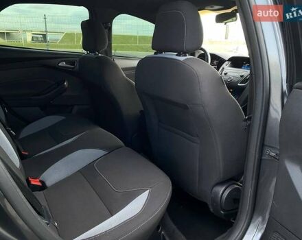 Сірий Форд Фокус, об'ємом двигуна 2 л та пробігом 142 тис. км за 9900 $, фото 17 на Automoto.ua