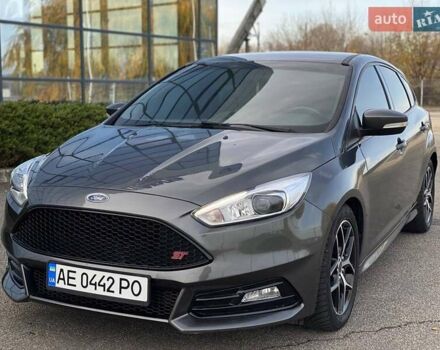 Сірий Форд Фокус, об'ємом двигуна 2 л та пробігом 142 тис. км за 9900 $, фото 4 на Automoto.ua