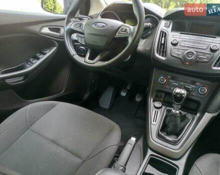 Сірий Форд Фокус, об'ємом двигуна 1.5 л та пробігом 112 тис. км за 11700 $, фото 18 на Automoto.ua