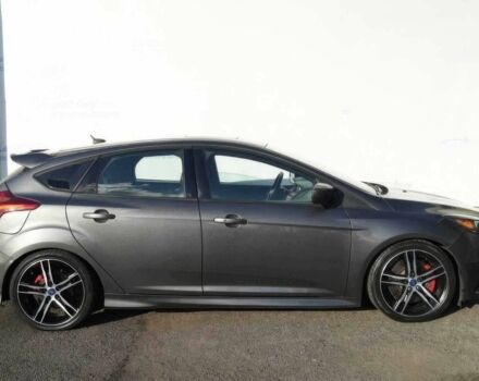 Серый Форд Фокус, объемом двигателя 2 л и пробегом 38 тыс. км за 2400 $, фото 2 на Automoto.ua