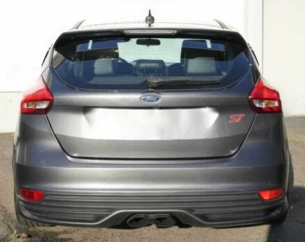 Серый Форд Фокус, объемом двигателя 2 л и пробегом 38 тыс. км за 2400 $, фото 4 на Automoto.ua