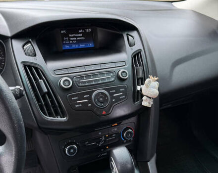 Сірий Форд Фокус, об'ємом двигуна 2 л та пробігом 121 тис. км за 8800 $, фото 16 на Automoto.ua