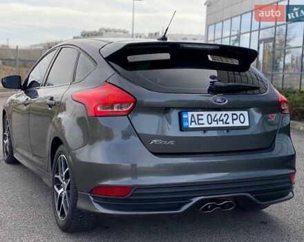 Сірий Форд Фокус, об'ємом двигуна 2 л та пробігом 142 тис. км за 9900 $, фото 10 на Automoto.ua