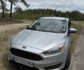 Сірий Форд Фокус, об'ємом двигуна 2 л та пробігом 121 тис. км за 8800 $, фото 2 на Automoto.ua