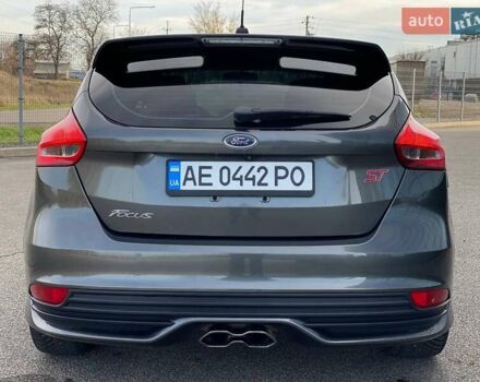 Сірий Форд Фокус, об'ємом двигуна 2 л та пробігом 142 тис. км за 9900 $, фото 9 на Automoto.ua