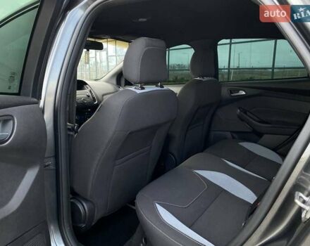 Сірий Форд Фокус, об'ємом двигуна 2 л та пробігом 142 тис. км за 9900 $, фото 16 на Automoto.ua