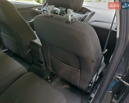 Сірий Форд Фокус, об'ємом двигуна 1.5 л та пробігом 112 тис. км за 11700 $, фото 16 на Automoto.ua