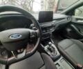 Сірий Форд Фокус, об'ємом двигуна 1 л та пробігом 36 тис. км за 17622 $, фото 5 на Automoto.ua