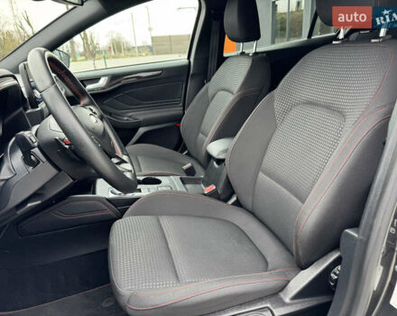 Серый Форд Фокус, объемом двигателя 2 л и пробегом 215 тыс. км за 16034 $, фото 26 на Automoto.ua