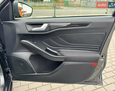 Серый Форд Фокус, объемом двигателя 2 л и пробегом 215 тыс. км за 16034 $, фото 50 на Automoto.ua