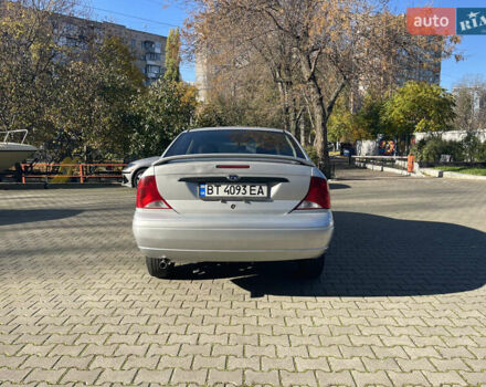 Серый Форд Фокус, объемом двигателя 1.99 л и пробегом 200 тыс. км за 2650 $, фото 4 на Automoto.ua