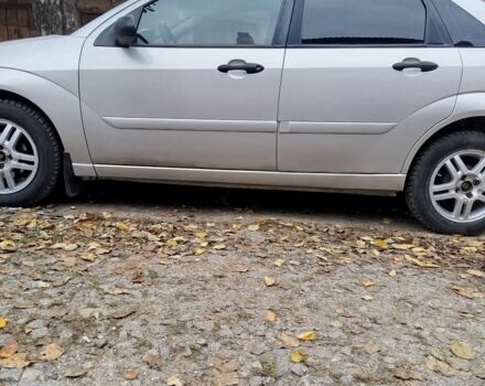 Серый Форд Фокус, объемом двигателя 2 л и пробегом 280 тыс. км за 3300 $, фото 3 на Automoto.ua