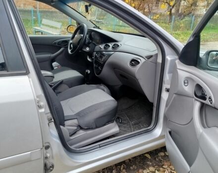 Серый Форд Фокус, объемом двигателя 2 л и пробегом 280 тыс. км за 3300 $, фото 6 на Automoto.ua