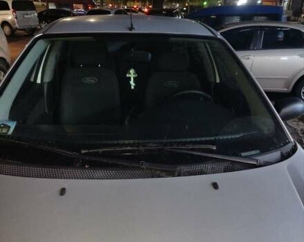 Серый Форд Фокус, объемом двигателя 1.8 л и пробегом 240 тыс. км за 2800 $, фото 5 на Automoto.ua