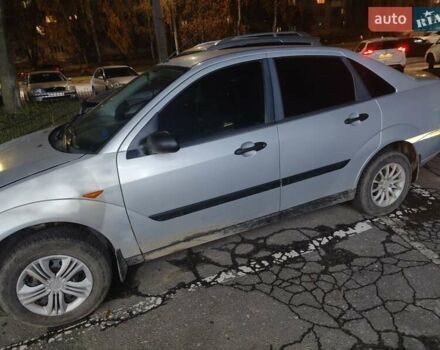 Серый Форд Фокус, объемом двигателя 1.8 л и пробегом 240 тыс. км за 2800 $, фото 6 на Automoto.ua