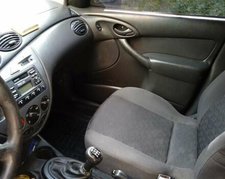 Форд Фокус 2002 в Хмельницком на Automoto.ua Серый Форд Фокус, объемом двигателя 1.8 л и пробегом 198 тыс. км за 2100 $, фото 39 на Automoto.ua