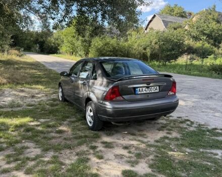 Сірий Форд Фокус, об'ємом двигуна 2 л та пробігом 190 тис. км за 1998 $, фото 4 на Automoto.ua