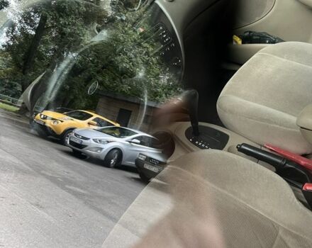 Сірий Форд Фокус, об'ємом двигуна 2 л та пробігом 240 тис. км за 2000 $, фото 2 на Automoto.ua