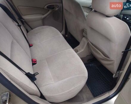 Серый Форд Фокус, объемом двигателя 1.99 л и пробегом 239 тыс. км за 2250 $, фото 7 на Automoto.ua