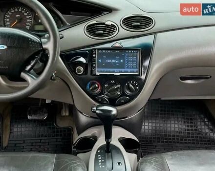Форд Фокус 2002 в Ивано-Франковске на Automoto.ua Серый Форд Фокус, объемом двигателя 2 л и пробегом 148 тыс. км за 2650 $, фото 20 на Automoto.ua