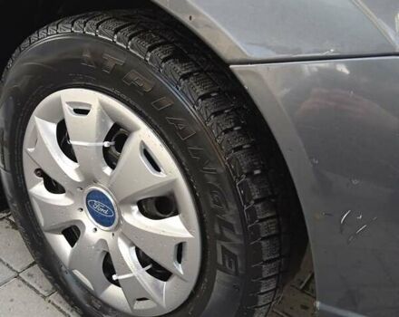 Форд Фокус 2002 в Хмельницком на Automoto.ua Серый Форд Фокус, объемом двигателя 1.8 л и пробегом 198 тыс. км за 2100 $, фото 26 на Automoto.ua