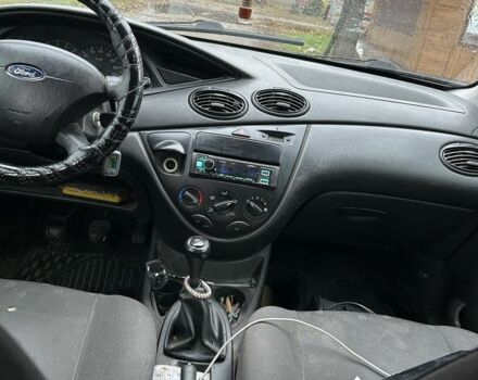 Серый Форд Фокус, объемом двигателя 1.4 л и пробегом 335 тыс. км за 2500 $, фото 5 на Automoto.ua