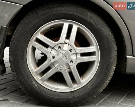 Серый Форд Фокус, объемом двигателя 1.8 л и пробегом 155 тыс. км за 2250 $, фото 30 на Automoto.ua