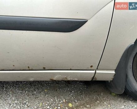 Серый Форд Фокус, объемом двигателя 1.4 л и пробегом 333 тыс. км за 3000 $, фото 3 на Automoto.ua