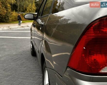 Серый Форд Фокус, объемом двигателя 1.8 л и пробегом 155 тыс. км за 2250 $, фото 33 на Automoto.ua