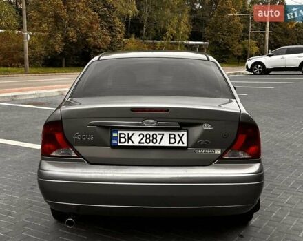 Серый Форд Фокус, объемом двигателя 1.8 л и пробегом 155 тыс. км за 2250 $, фото 5 на Automoto.ua