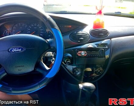 Серый Форд Фокус, объемом двигателя 1.6 л и пробегом 239 тыс. км за 3800 $, фото 4 на Automoto.ua