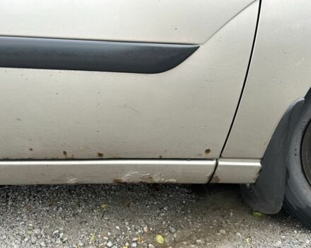 Серый Форд Фокус, объемом двигателя 1.4 л и пробегом 335 тыс. км за 2500 $, фото 4 на Automoto.ua