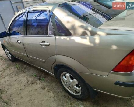 Серый Форд Фокус, объемом двигателя 1.6 л и пробегом 290 тыс. км за 3100 $, фото 3 на Automoto.ua