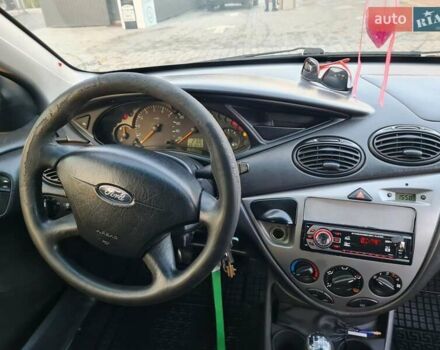 Серый Форд Фокус, объемом двигателя 1.6 л и пробегом 381 тыс. км за 3799 $, фото 16 на Automoto.ua