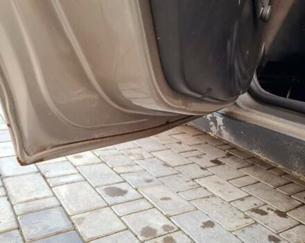 Серый Форд Фокус, объемом двигателя 1.6 л и пробегом 381 тыс. км за 3799 $, фото 11 на Automoto.ua