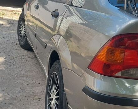 Серый Форд Фокус, объемом двигателя 1.6 л и пробегом 266 тыс. км за 3300 $, фото 1 на Automoto.ua