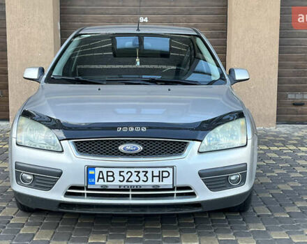 Форд Фокус 2005 в Виннице на Automoto.ua Серый Форд Фокус, объемом двигателя 1.6 л и пробегом 310 тыс. км за 3899 $, фото 2 на Automoto.ua