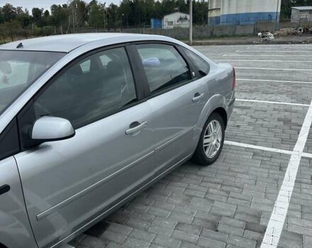 Серый Форд Фокус, объемом двигателя 1.6 л и пробегом 272 тыс. км за 4000 $, фото 8 на Automoto.ua