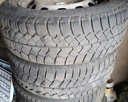 Форд Фокус 2005 у Києві на Automoto.ua Сірий Форд Фокус, об'ємом двигуна 1.56 л та пробігом 223 тис. км за 4900 $, фото 17 на Automoto.ua