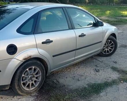 Серый Форд Фокус, объемом двигателя 1.6 л и пробегом 400 тыс. км за 3600 $, фото 9 на Automoto.ua